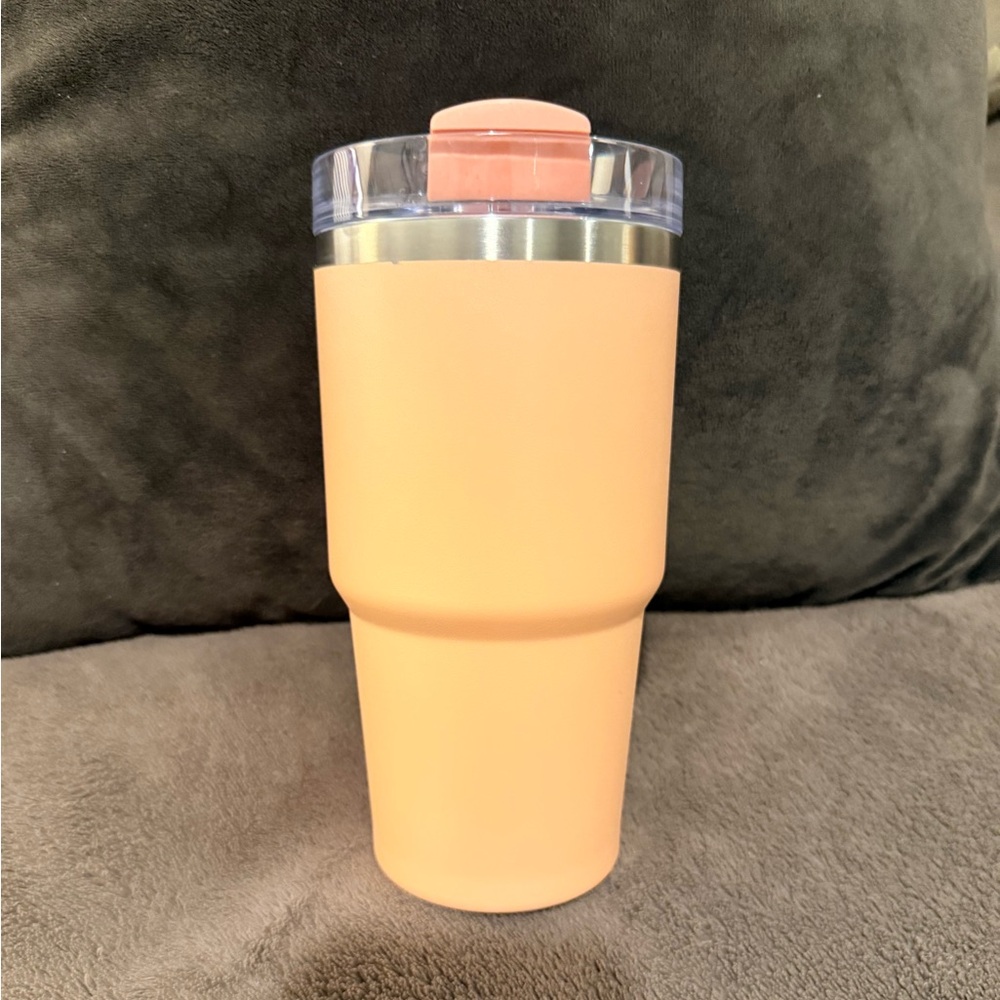 EUC peach 20oz Stanley no straw. - Picture 2 of 5